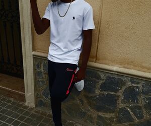 Wail