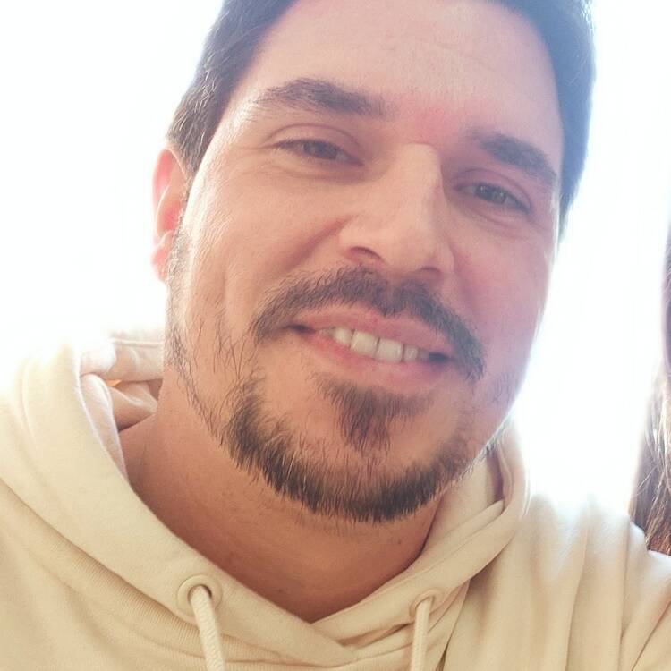 Foto de perfil de Hugo