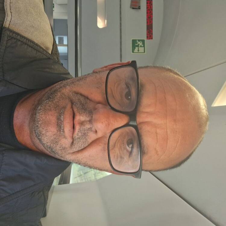 Foto de perfil de Florin Daniel