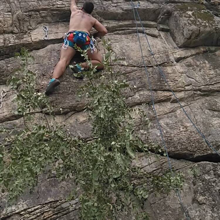 @Javiescaladaclimbing