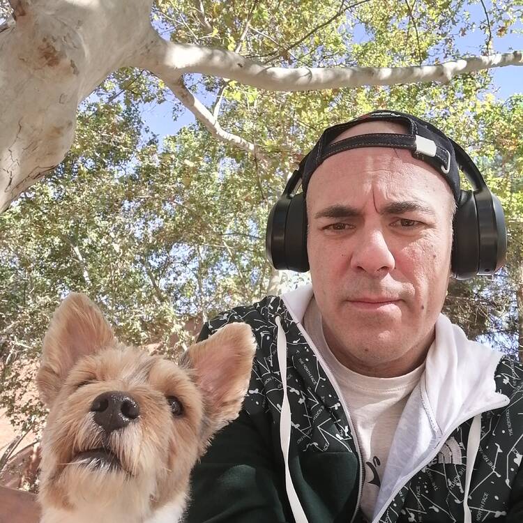 Foto de perfil de Juan De La Cruz